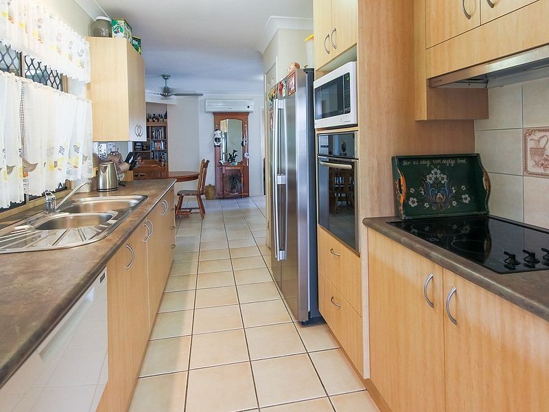 6 Sanctuary Hills Road, Takura QLD 4655