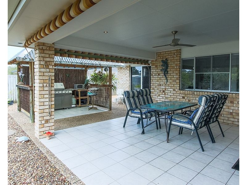 36 Spinnaker Drive, Point Vernon QLD 4655