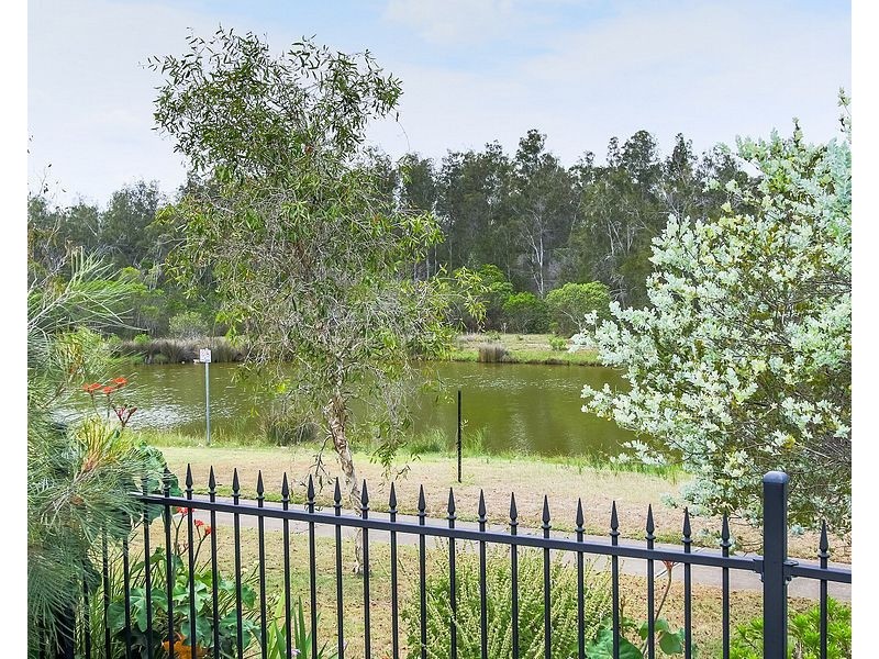 36 Spinnaker Drive, Point Vernon QLD 4655