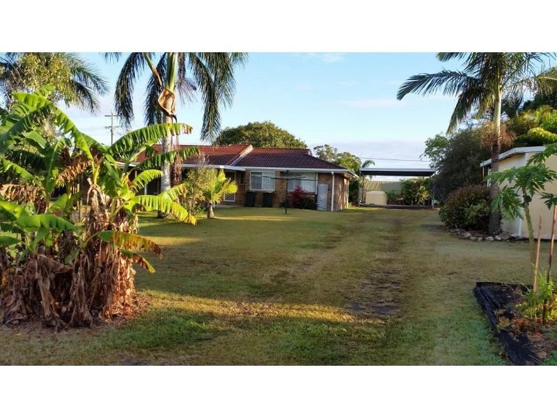 1 Maike Drive, Urraween QLD 4655