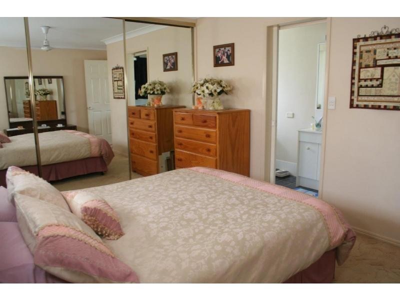 1 Maike Drive, Urraween QLD 4655