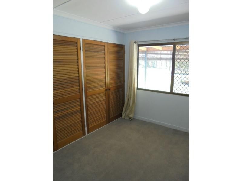 86 Old Bruce Highway, Howard QLD 4659