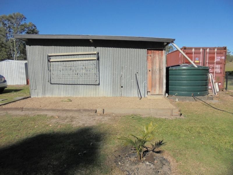 86 Old Bruce Highway, Howard QLD 4659