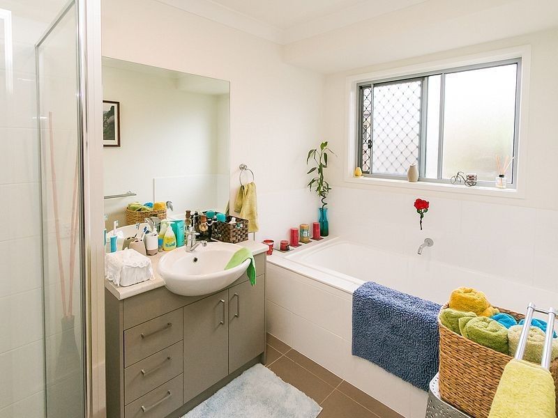 12 Roebuck Street, Urraween QLD 4655