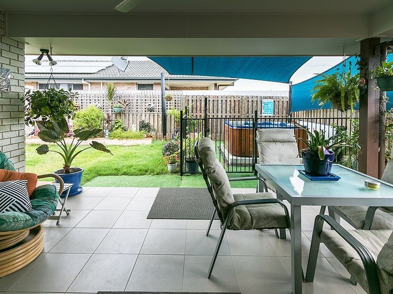 12 Roebuck Street, Urraween QLD 4655