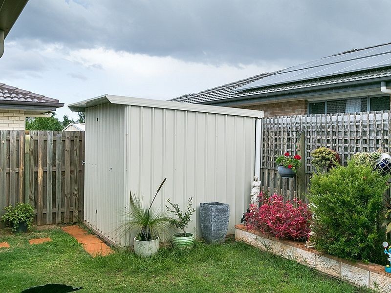 12 Roebuck Street, Urraween QLD 4655