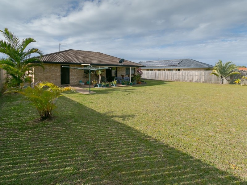 16 Kestrel Court, Eli Waters QLD 4655