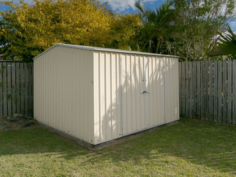 16 Kestrel Court, Eli Waters QLD 4655