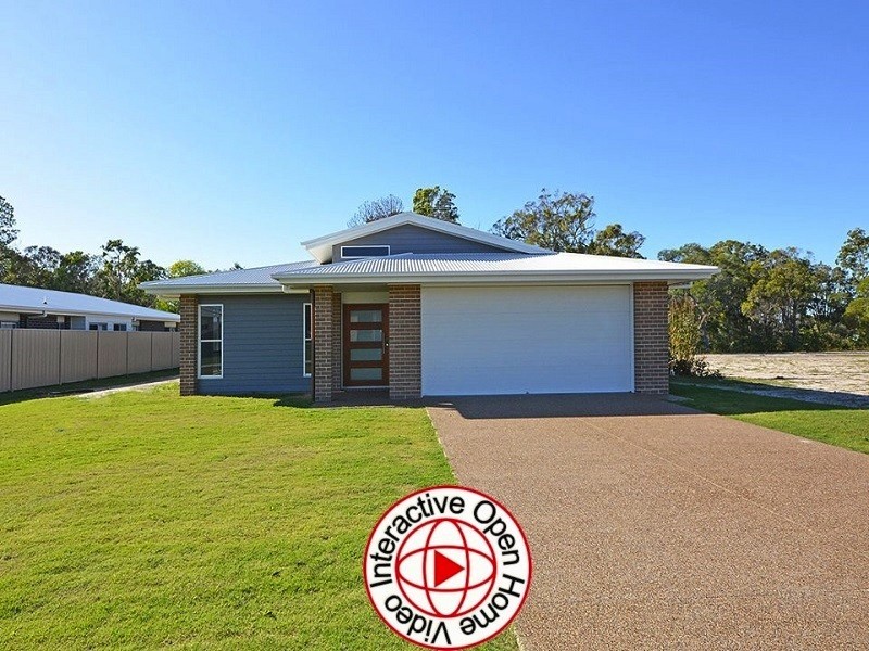 56 Ronaldo Way, Urangan QLD 4655
