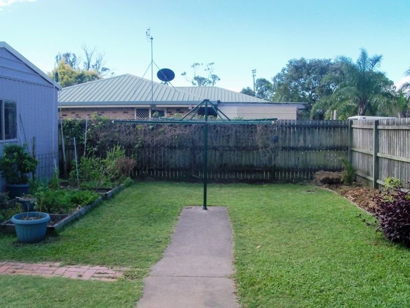 12 Maree Street, Wondunna QLD 4655