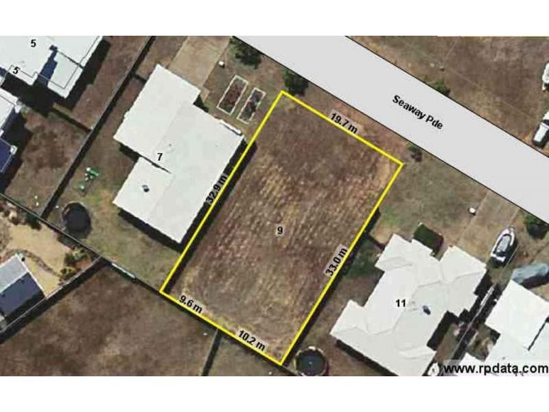 9 Seaway Parade, Toogoom QLD 4655
