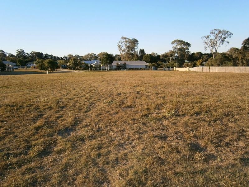 4 Swan View Drive, Toogoom QLD 4655