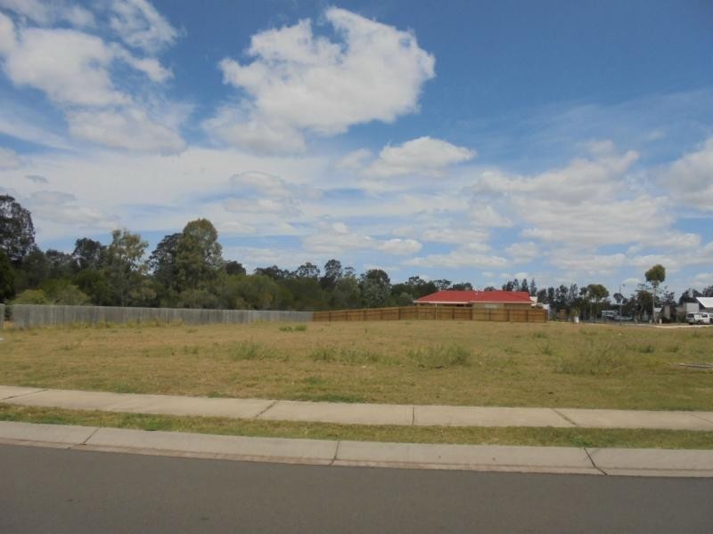 4 Swan View Drive, Toogoom QLD 4655