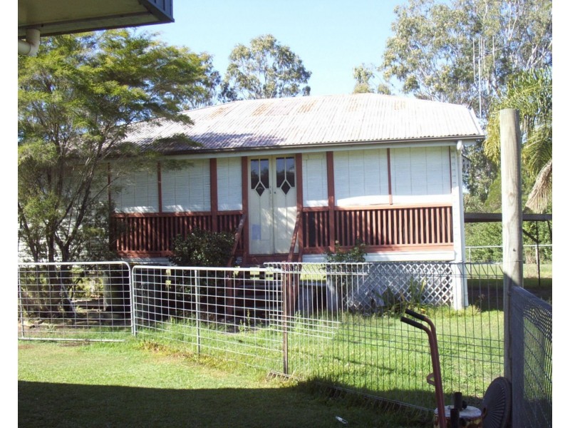 68 William Street, Howard QLD 4659
