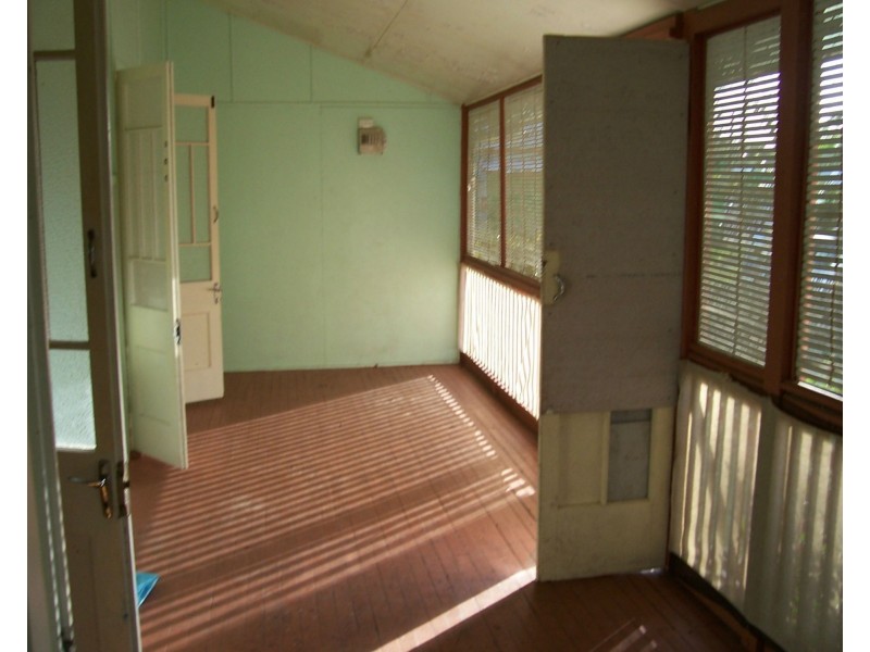 68 William Street, Howard QLD 4659