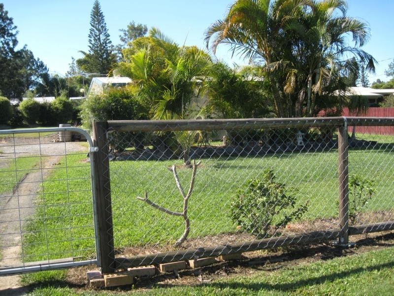 101 Thomas Street, Howard QLD 4659