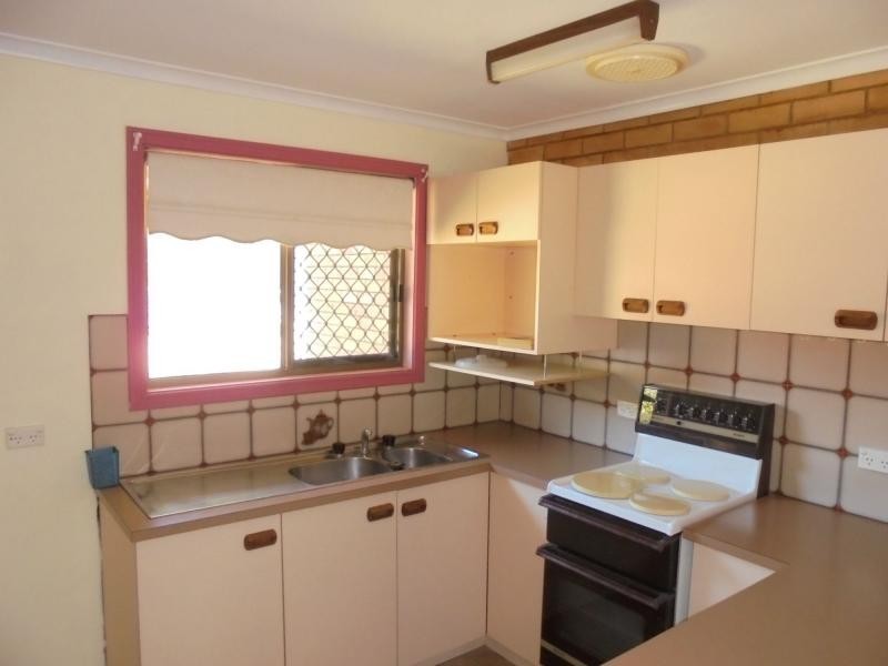 3/42 Pulgul Street, Urangan QLD 4655