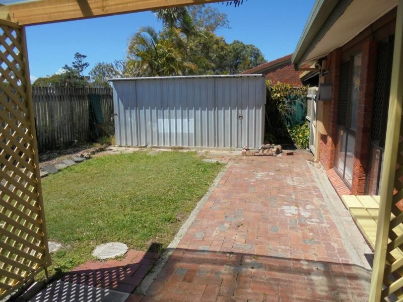 3/42 Pulgul Street, Urangan QLD 4655