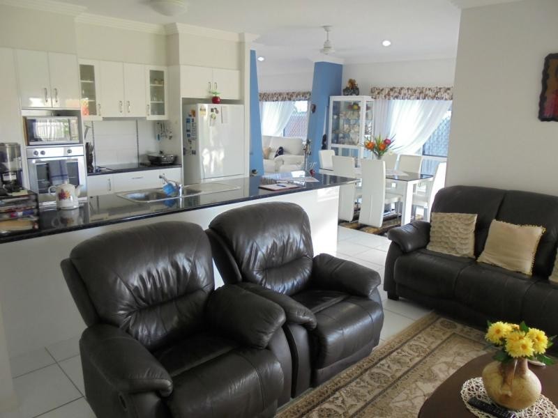 3 Lancaster Circuit, Urraween QLD 4655