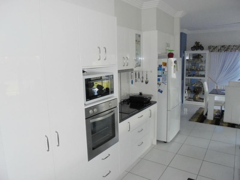 3 Lancaster Circuit, Urraween QLD 4655