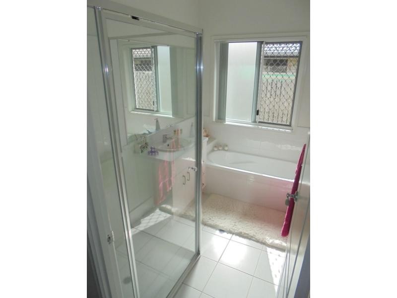 3 Lancaster Circuit, Urraween QLD 4655