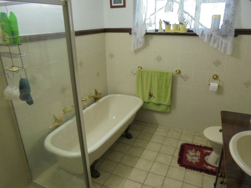 475 Duckinwilla Road, Duckinwilla QLD 4650
