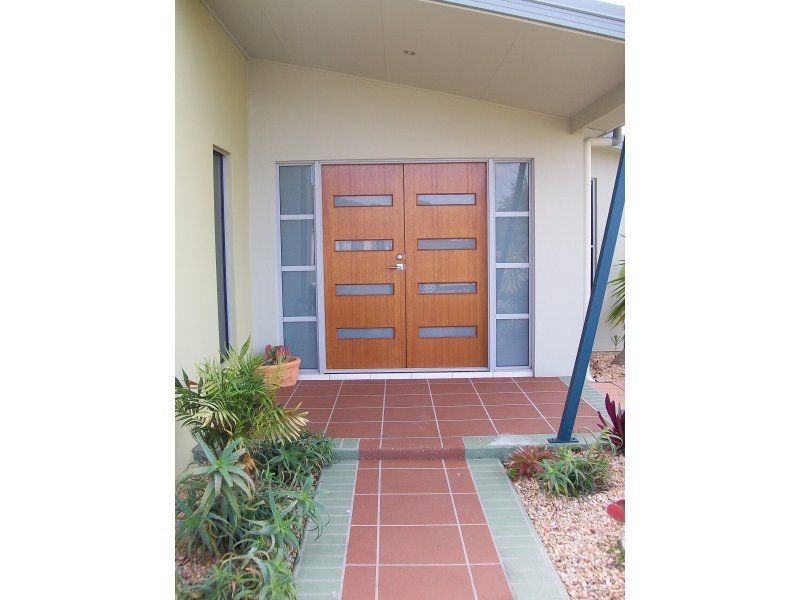 8 Barramundi Drive, Burrum Heads QLD 4659