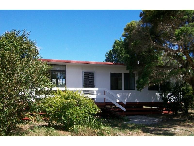 10 Edith Street, Howard QLD 4659