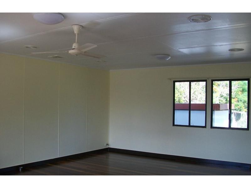 10 Edith Street, Howard QLD 4659