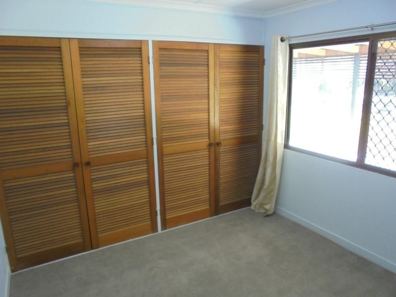 86 Old Bruce Highway, Howard QLD 4659