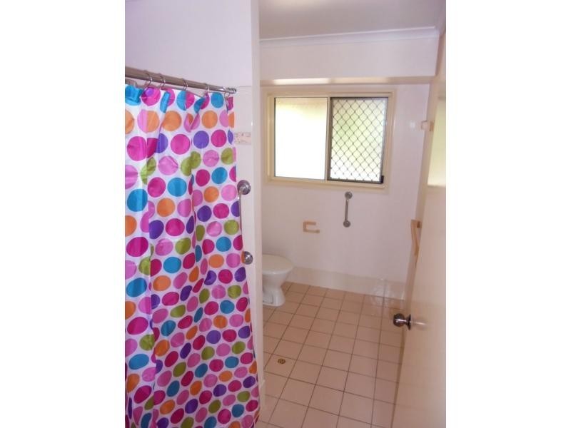 39 Cunningham Street, Torquay QLD 4655
