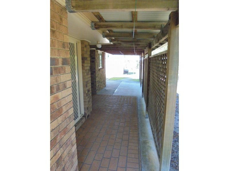 39 Cunningham Street, Torquay QLD 4655
