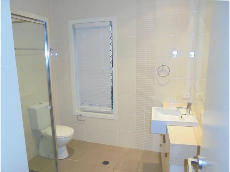 2/8 Hervey Street, Scarness QLD 4655