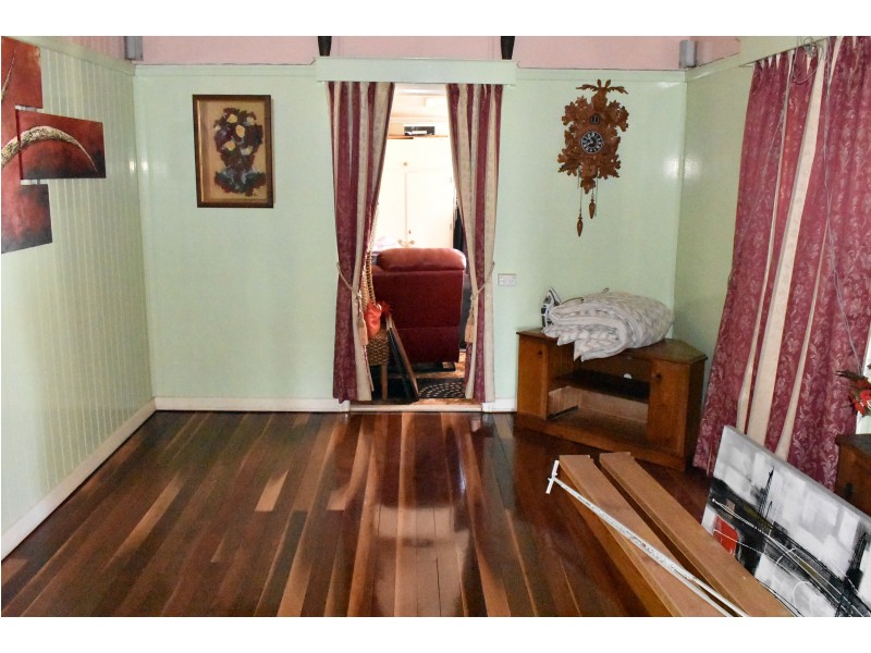 33 Whitley Street, Howard QLD 4659