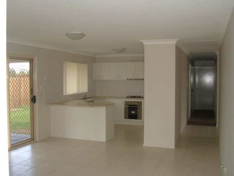 8 Magellan Circuit, Urraween QLD 4655