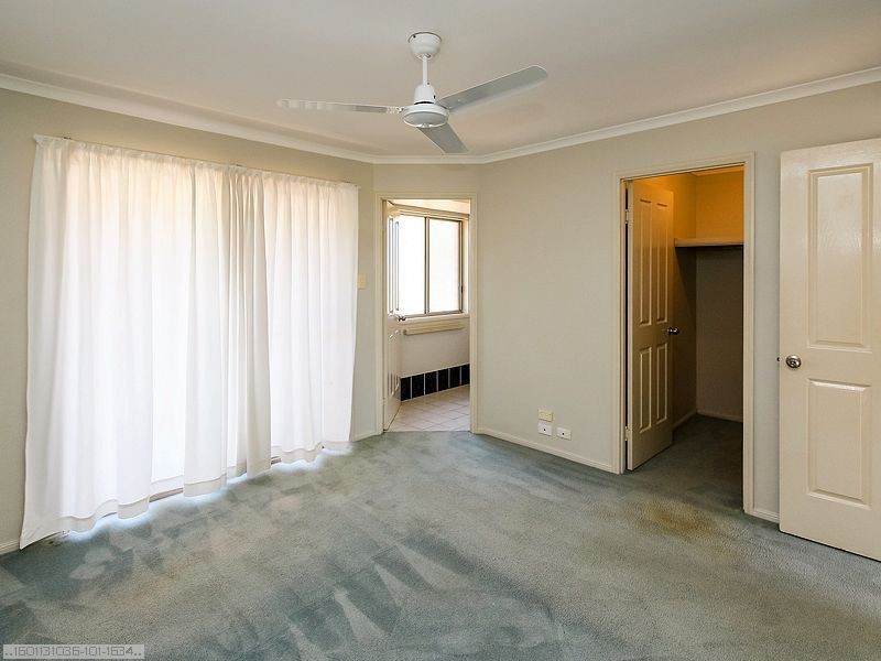 95 Hammond Street, Urangan QLD 4655