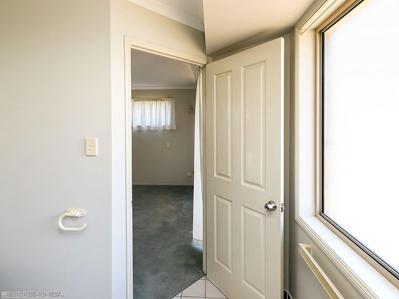 95 Hammond Street, Urangan QLD 4655