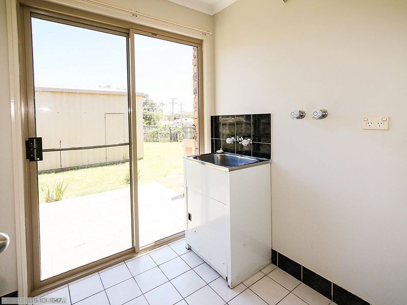 95 Hammond Street, Urangan QLD 4655