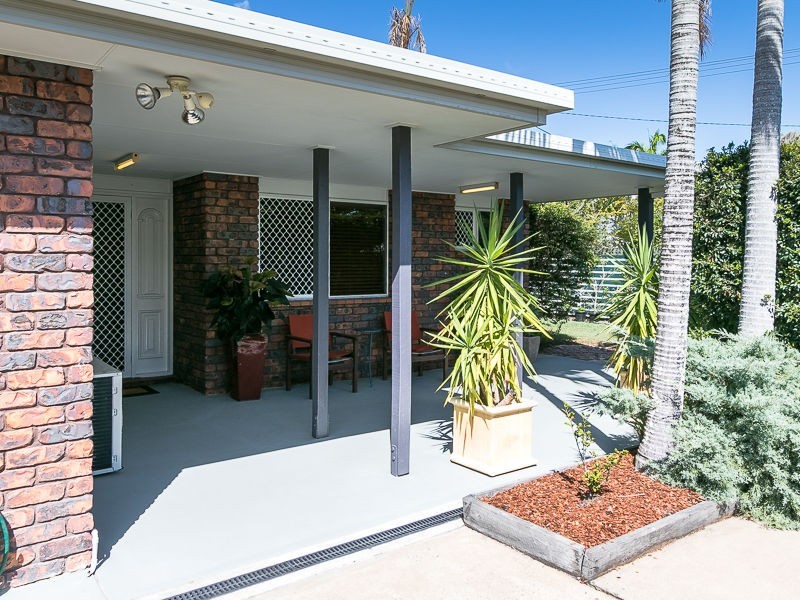 100 Elizabeth Street, Urangan QLD 4655