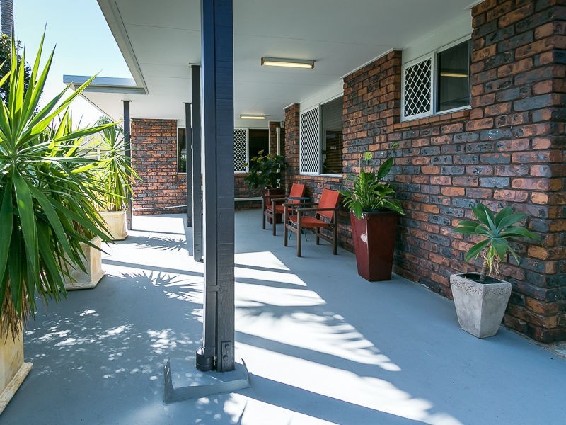 100 Elizabeth Street, Urangan QLD 4655