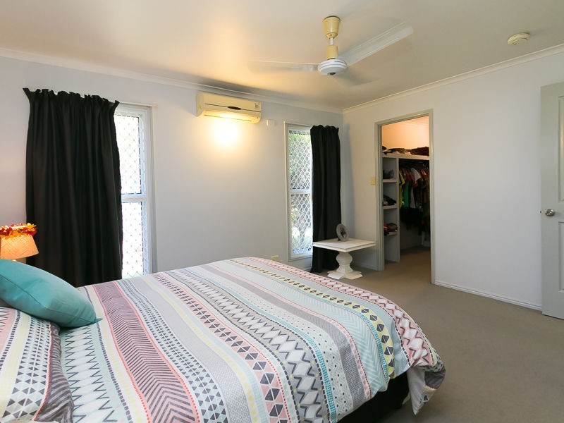 100 Elizabeth Street, Urangan QLD 4655