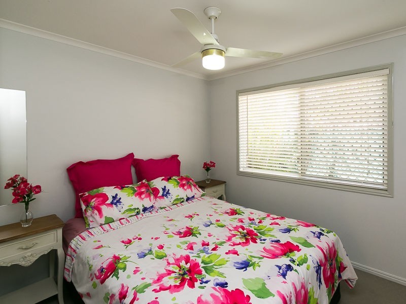 100 Elizabeth Street, Urangan QLD 4655