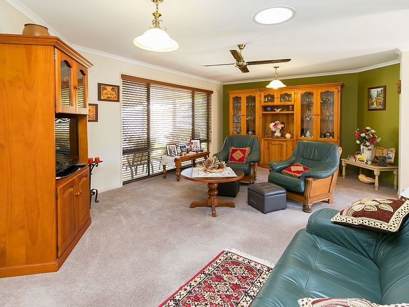 3 Whipbird Court, Urangan QLD 4655