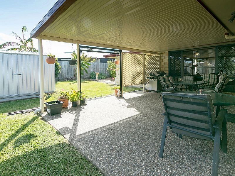 3 Whipbird Court, Urangan QLD 4655