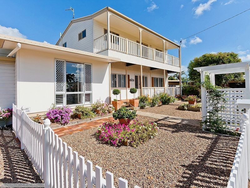 9 Keyes Avenue, Torquay QLD 4655