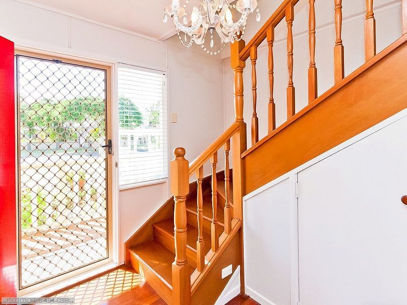 9 Keyes Avenue, Torquay QLD 4655