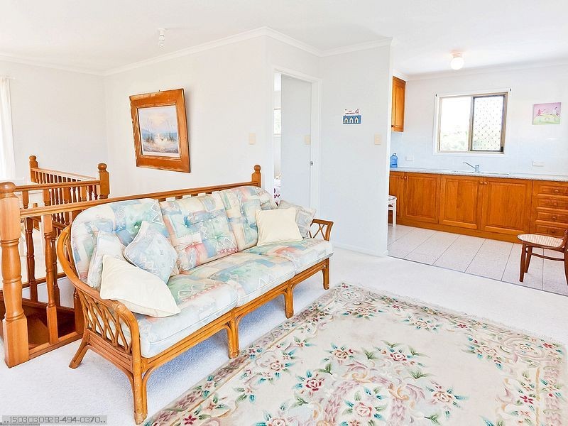 9 Keyes Avenue, Torquay QLD 4655