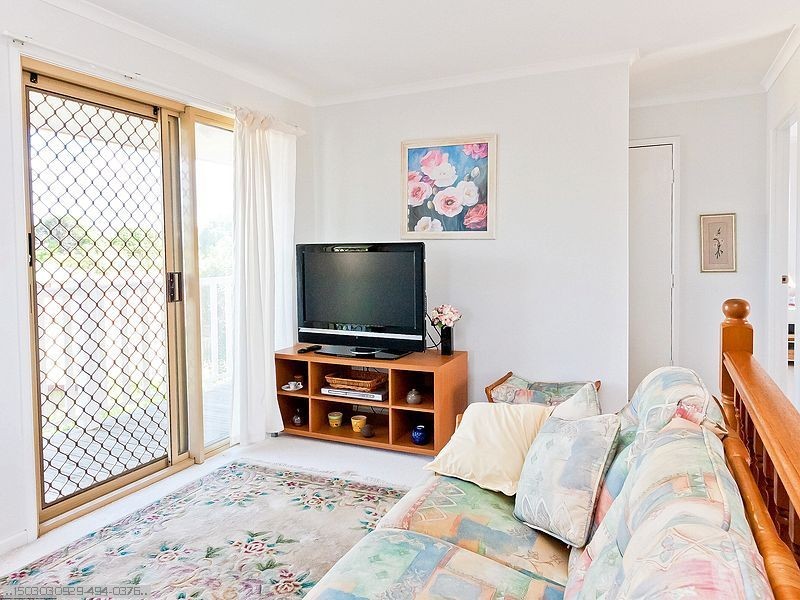 9 Keyes Avenue, Torquay QLD 4655