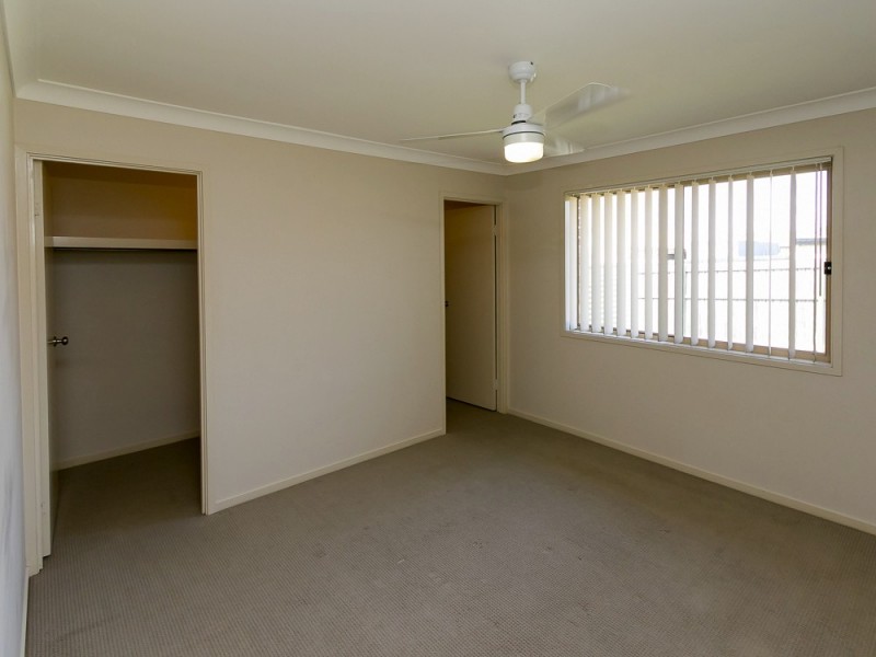 4 Teresa St, Nikenbah QLD 4655