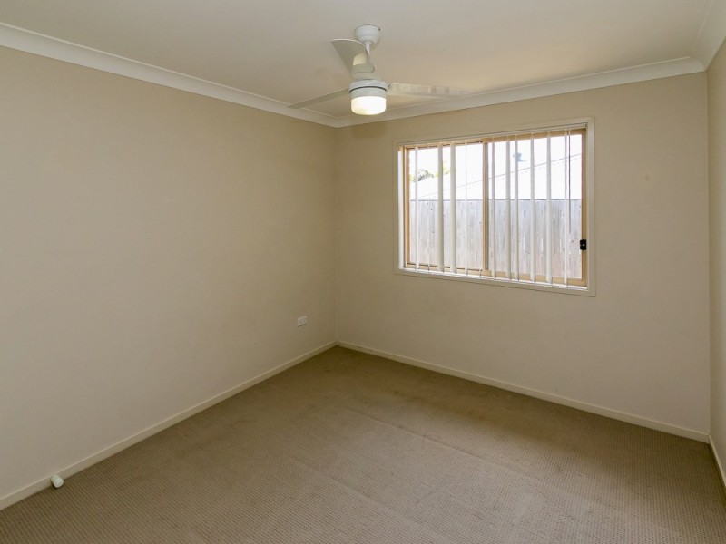 4 Teresa St, Nikenbah QLD 4655